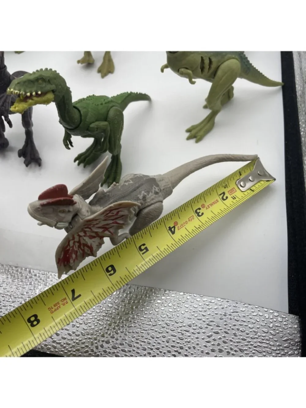 9 Jurassic World Dinosaur Action Figures Articulated Some Pull Out Code Tracker